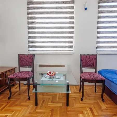 Stanisic Apartamento *