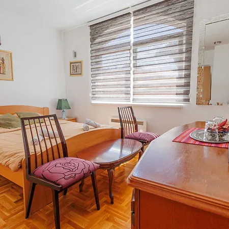 Stanisic Apartamento Vranjes